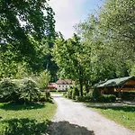 Pocitniska Hiska Pod Skalco Vakantiehuis *