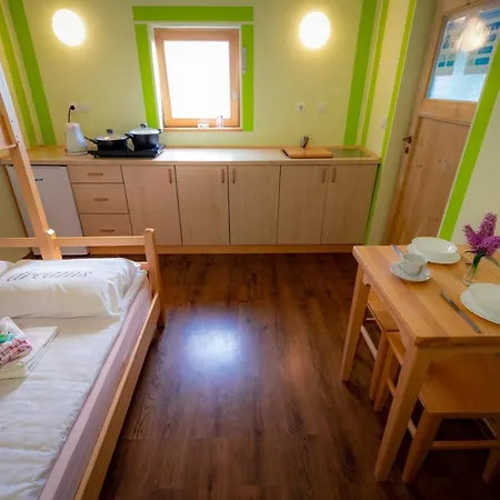 Pocitniska Hiska Pod Skalco Počitniška hiša