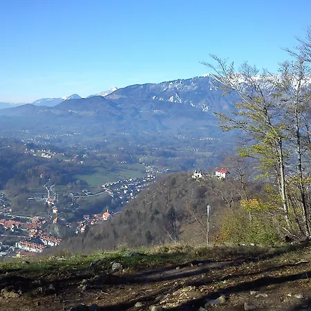 Počitniška hiša Pocitniska Hiska Pod Skalco *