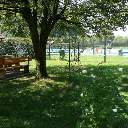 Pocitniska Hiska Pod Skalco