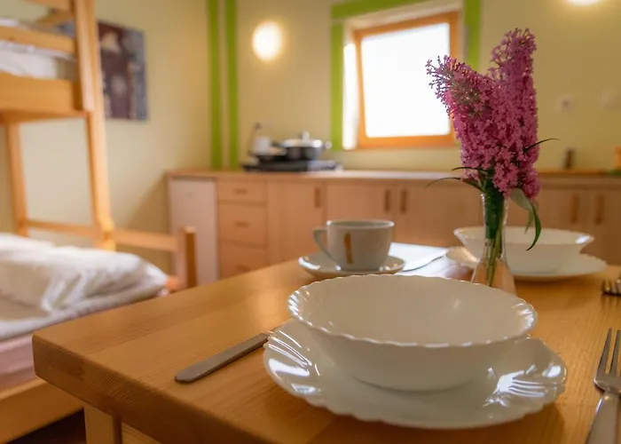 Pocitniska Hiska Pod Skalco Feriehus