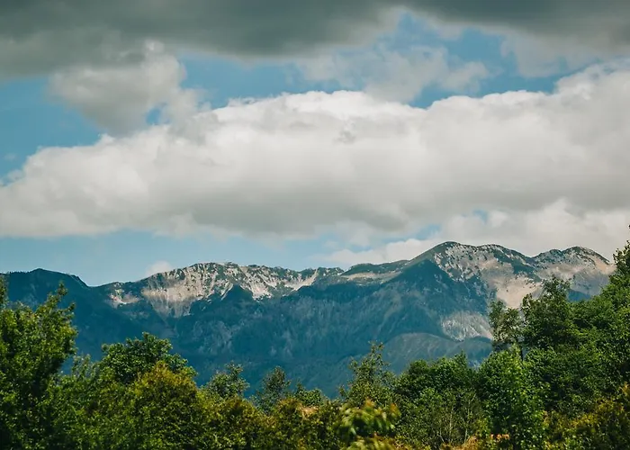 Pocitniska Hiska Pod Skalco *