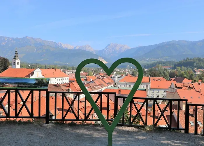 Feriehus Pocitniska Hiska Pod Skalco *